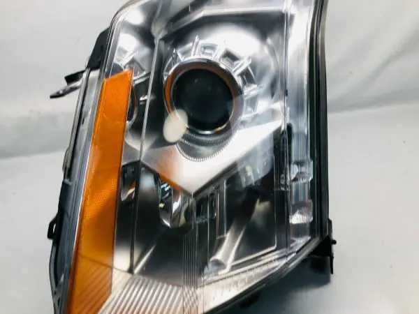 2010 2011 2012 2013 2014 2015 2016 CADILLAC SRX HALOGEN FRONT LEFT OEM HEADLIGHT - Image 2
