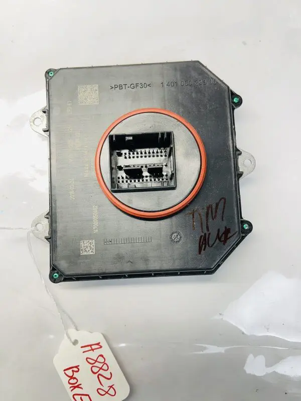 147000050402  2019 2020 2021 JEEP CHEROKEE LED CONTROL MODULE 140100029900 - Image 2