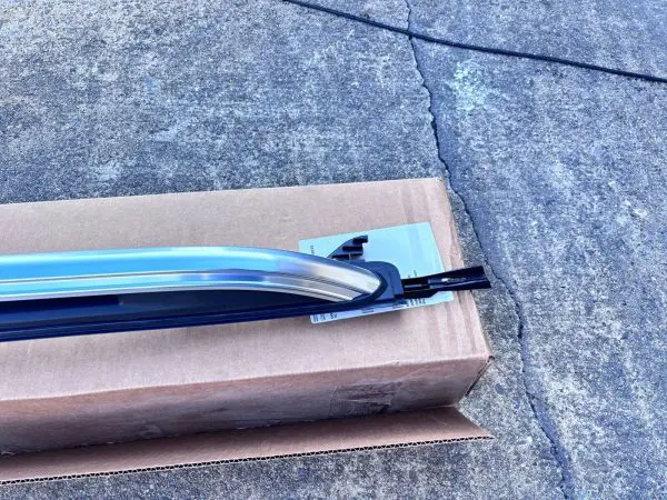 NEW OEM 2020-2024 FORD EXPLORER LEFT ROOF RAIL RACK lb5z7855115ca W/O SUNROOF - Image 2