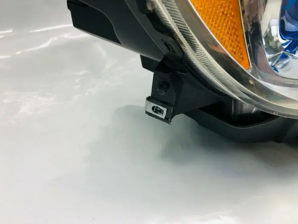 2012 2013 2014 2015 2016 BUICK VERANO FRONT RIGHT OEM HEADLIGHT GENUINE - Image 4