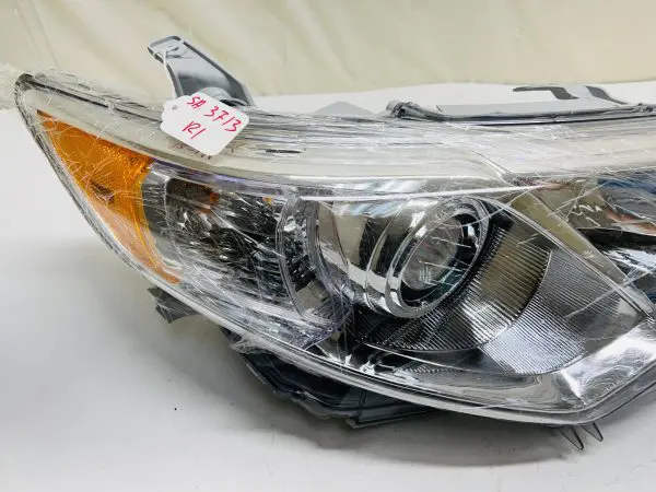 MINT 2012 2013 2014 TOYOTA CAMRY  FRONT  RIGHT HEADLIGHT CAPA - Image 6