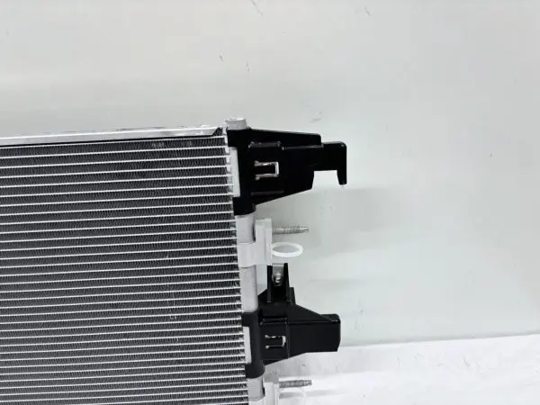 OEM 2019 2020 2021 2022 2023 2024 CHEVY SILVERADO 1500 AC Condenser 87823303 - Image 3
