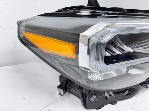 2020 2021 2022 2023 TOYOTA TACOMA FULL LED FRONT RIGHT OEM HEADLIGHT - Image 10