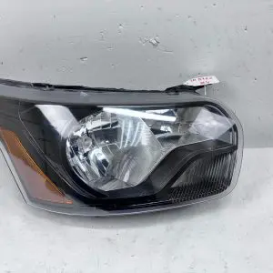 2015 2016 2017 2018-2021 FORD TRANSIT 150 250 350 HALOGEN RIGHT OEM HEADLIGHT