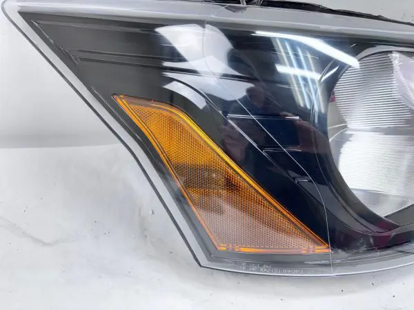 2015 2016 2017 2018-2021 FORD TRANSIT 150 250 350 HALOGEN RIGHT OEM HEADLIGHT - Image 13