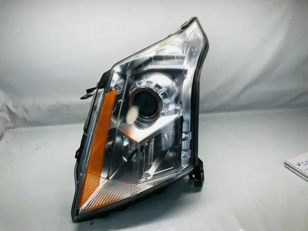 2010 2011 2012 2013 2014 2015 2016 CADILLAC SRX HALOGEN FRONT LEFT OEM HEADLIGHT