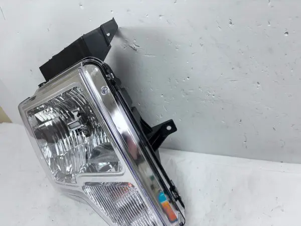 MINT 2009 2010 2011 2012 2013 2014 FORD F150 HALOGEN FRONT  RIGHT CAPA HEADLIGHT - Image 13