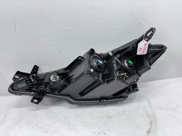 2021 2022 2023 NISSAN KICKS HALOGEN FRONT RIGHT OEM HEADLIGHT 26010-5R00A - Image 19