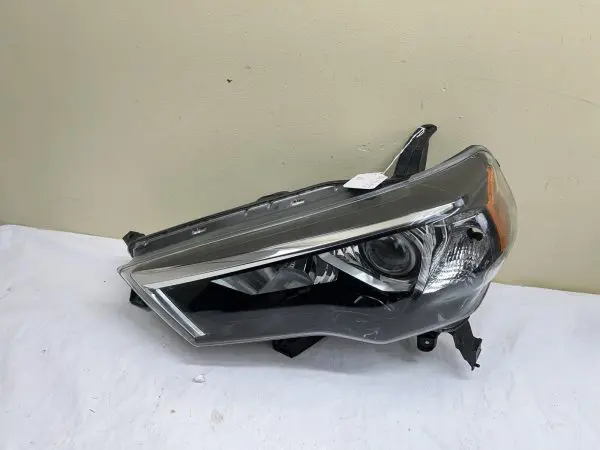 ALL TABS 2014 2015 2016 2017 2018 2019 2020 TOYOTA 4RUNNER LEFT OEM HEADLIGHT