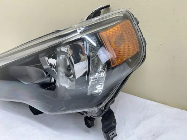 ALL TABS 2014 2015 2016 2017 2018 2019 2020 TOYOTA 4RUNNER LEFT OEM HEADLIGHT - Image 4