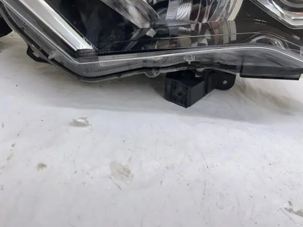 ALL TABS 2014 2015 2016 2017 2018 2019 2020 TOYOTA 4RUNNER LEFT OEM HEADLIGHT - Image 9