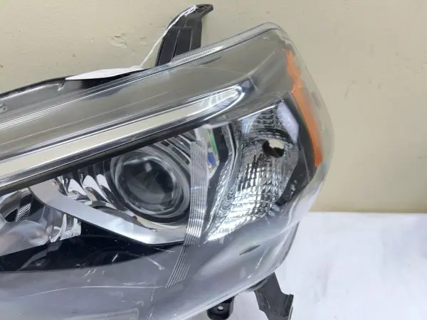 ALL TABS 2014 2015 2016 2017 2018 2019 2020 TOYOTA 4RUNNER LEFT OEM HEADLIGHT - Image 16