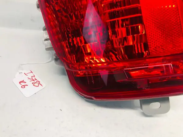 2016 2017 2018 TOYOTA LAND CRUISER REAR LEFT OEM LOWER BUMPER REFLECTOR GENUINE - Image 2