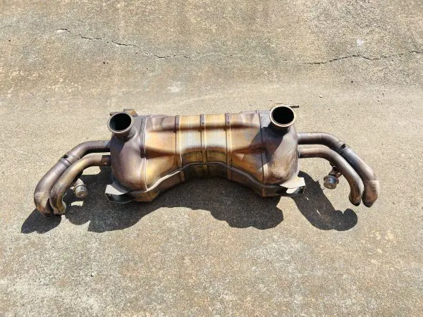 sport exhaust factory option - Audi R8 5.2 V10 2014 2015 OEM s-tronic 420251609N