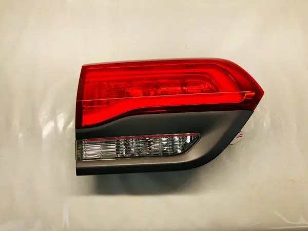 2014-2017 2018 2019 2020 2021 JEEP GRAND CHEROKEE LED REAR LEFT OEM TAIL LIGHT