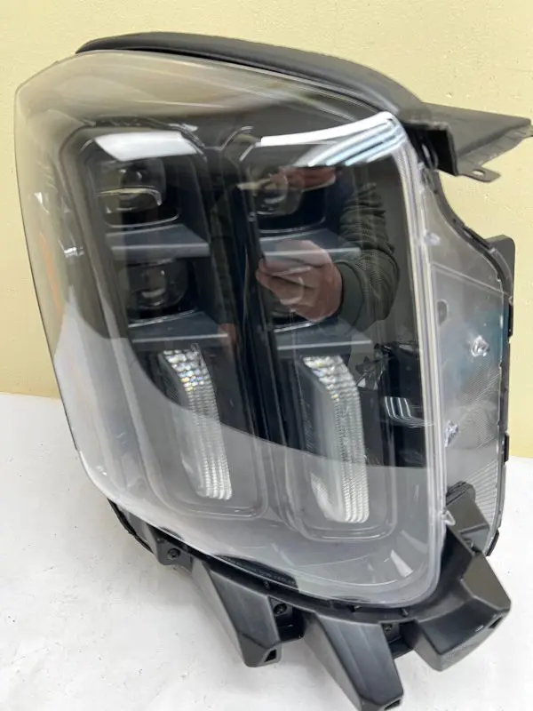 NICE 2023 2024 KIA TELLURIDE FULL LED FRONT RIGHT OEM HEADLIGHT 92102S9650 - Image 2