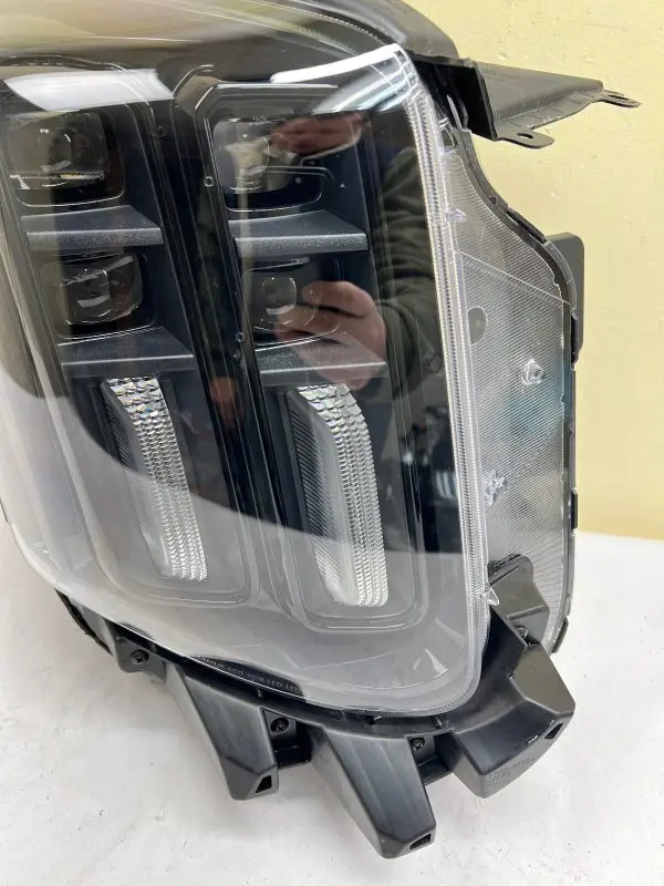 NICE 2023 2024 KIA TELLURIDE FULL LED FRONT RIGHT OEM HEADLIGHT 92102S9650 - Image 4