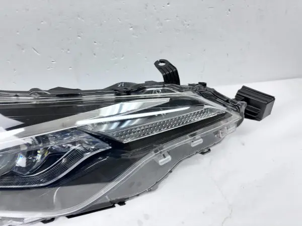 2017 2018 2019 TOYOTA COROLLA LED FRONT RIGHT OEM HEADLIGHT - Image 8