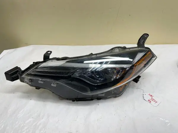 2017 2018 2019 TOYOTA COROLLA  LED  FRONT LEFT OEM HEADLIGHT