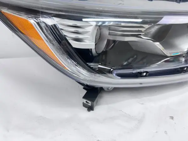 2017 2018 2019 2020 2021 2022 HONDA CRV HALOGEN LED FRONT RIGHT CAPA HEADLIGHT - Image 9