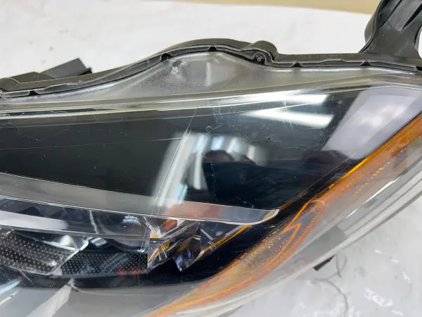2017 2018 2019 TOYOTA COROLLA  LED  FRONT LEFT OEM HEADLIGHT - Image 7