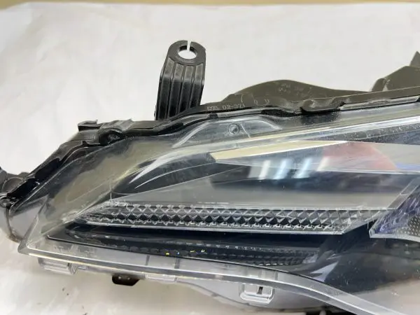 2017 2018 2019 TOYOTA COROLLA  LED  FRONT LEFT OEM HEADLIGHT - Image 13