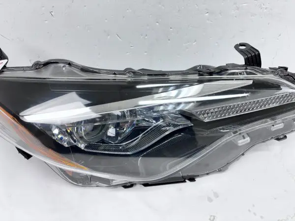 2017 2018 2019 TOYOTA COROLLA LED FRONT RIGHT OEM HEADLIGHT - Image 16
