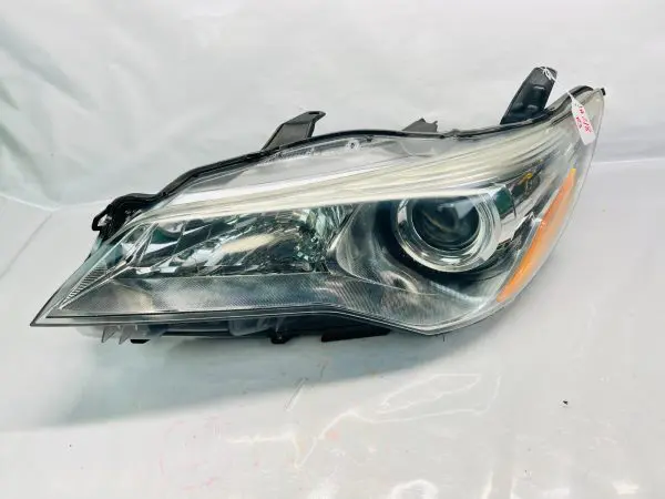 2015 2016 2017 TOYOTA CAMRY HALOGEN FRONT LEFT OEM HEADLIGHT
