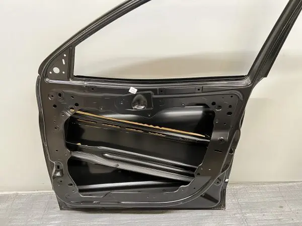 2014-2018 2019 2020 2021 2022 2023 Jeep Cherokee Front Right OEM Door 68290878AC - Image 14