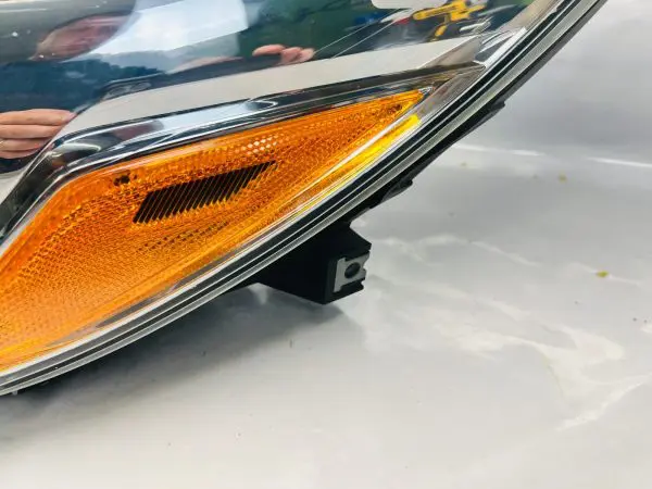 2015 2016 2017 TOYOTA CAMRY HALOGEN FRONT LEFT OEM HEADLIGHT - Image 4