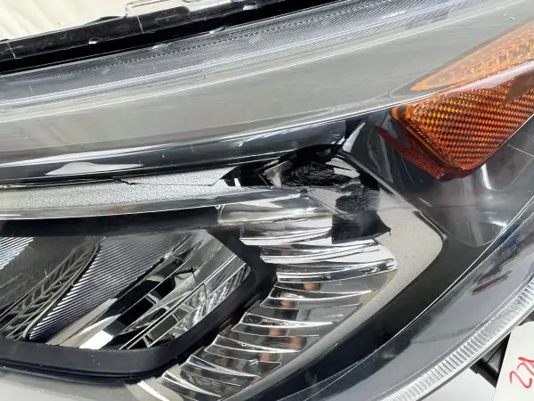 2019 2020 2021 TOYOTA RAV4 LED FRONT LEFT OEM HEADLIGHT DAMAGED - Image 10