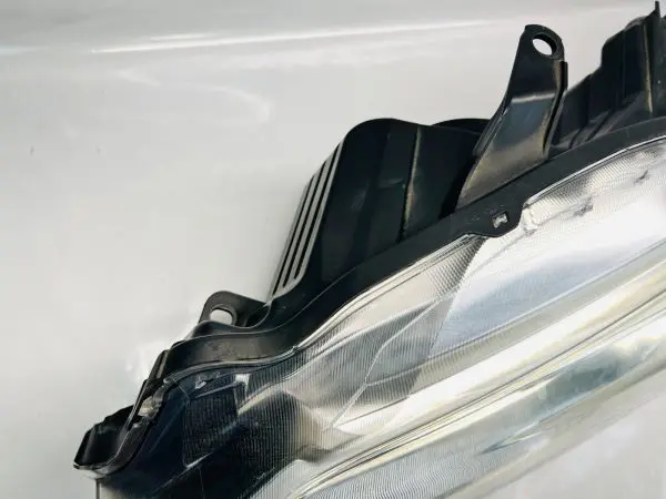 2015 2016 2017 TOYOTA CAMRY HALOGEN FRONT LEFT OEM HEADLIGHT - Image 9
