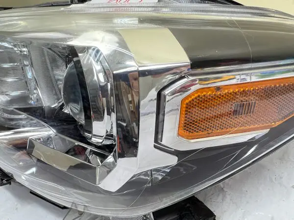 2016 2017 2018 2019 2020 2021 TOYOTA TACOMA HALOGEN  FRONT LEFT OEM HEADLIGHT - Image 9