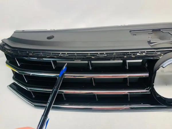 561853653C, 2016 2017 2018 VW VOLKSWAGEN PASSAT FRONT OEM GENUINE GRILLE - Image 6