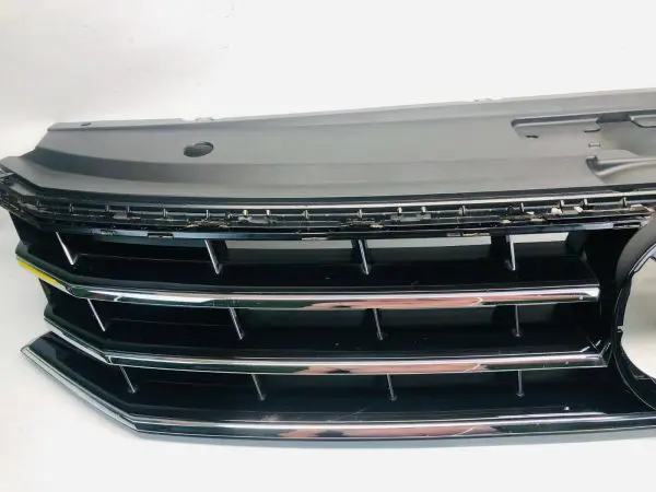 561853653C, 2016 2017 2018 VW VOLKSWAGEN PASSAT FRONT OEM GENUINE GRILLE - Image 7