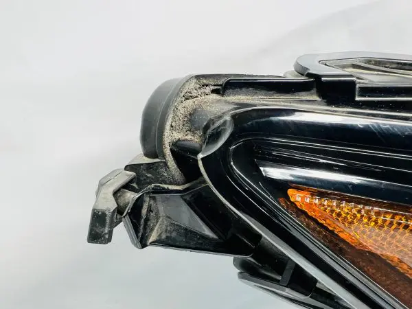 2018 2019 2020 2021 2022 2023 TOYOTA CAMRY BLACK TRD LED RIGHT OEM HEADLIGHT - Image 8