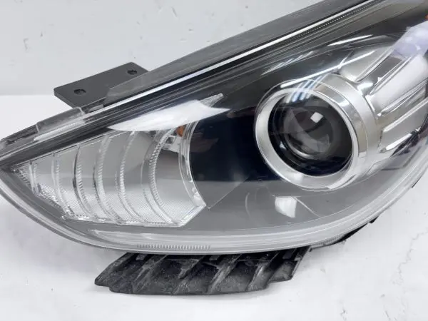 OEM Nice 2017 2018 2019 KIA NIRO xenon hid front left headlight 92101-G5160 - Image 10