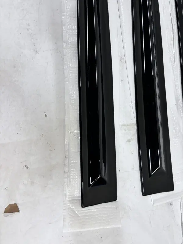 OEM Honda 08p05tg7121 2016-2022 Pilot 2019-2024 Passport 4 Door Moldings Black - Image 3