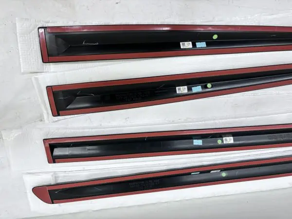 OEM Honda 08p05tg7121 2016-2022 Pilot 2019-2024 Passport 4 Door Moldings Black - Image 10