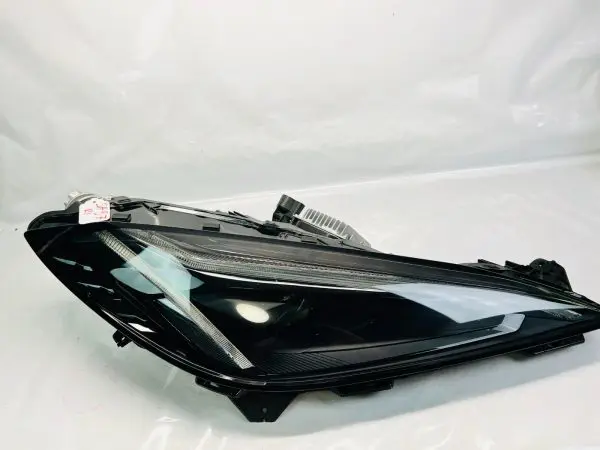 84902557 2020 2021 2022 2023 2024 CHEVY CORVETTE C8 LED RIGHT OEM HEADLIGHT - Image 2