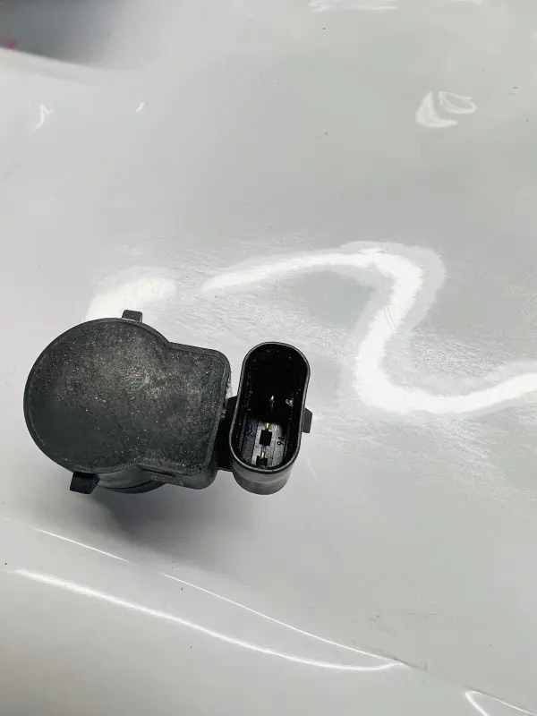 66209162930 OEM BACK UP SENSOR. 2006-2014 BMW 128 135 323 325 328 330 335 M3 Z4 - Image 3