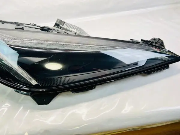 84902557 2020 2021 2022 2023 2024 CHEVY CORVETTE C8 LED RIGHT OEM HEADLIGHT - Image 6