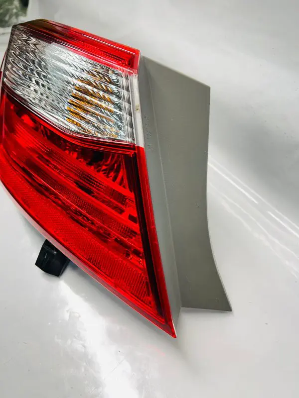 2015 2016 2017 TOYOTA CAMRY REAR LEFT OEM TAIL LIGHT DRIVER SIDE - Image 3