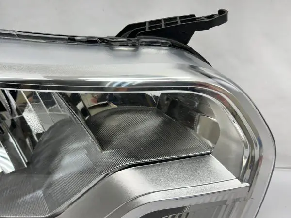 2015 2016 2017 2018 2019 2020 2021 ford transit 150 250 350 right oem headlight - Image 5