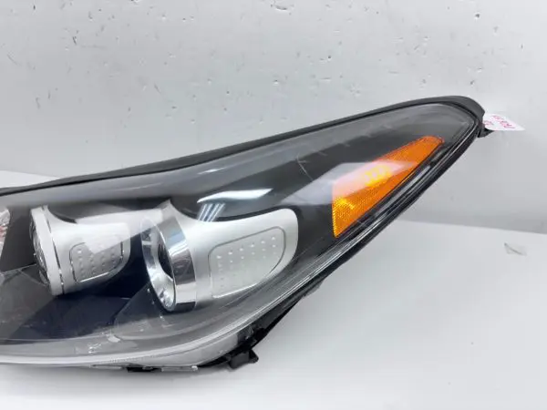 92101-D9 2017 2018 2019 KIA SPORTAGE HALOGEN LED FRONT LEFT OEM HEADLIGHT - Image 9