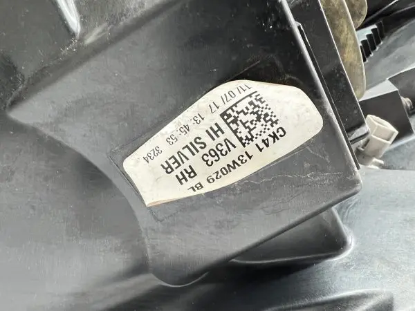 2015 2016 2017 2018 2019 2020 2021 ford transit 150 250 350 right oem headlight - Image 15