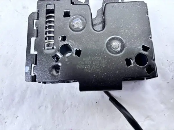83a823509 2019-2021 2022 2023 2024 Audi Q3 Front OEM Hood Latch Assembly Lock - Image 4