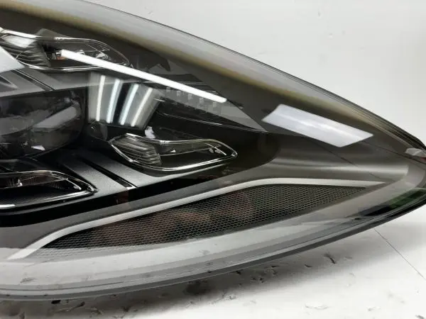 🎈NICE 2019 2020 2021 2022 PORSCHE CAYENNE GTS LED RH OEM HEADLIGHT 9y0941036k - Image 3