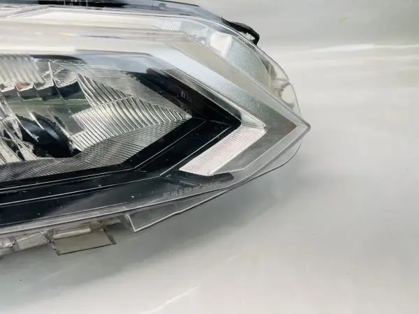 2019 2020 2021 NISSAN ALTIMA HALOGEN FRONT RIGHT HEADLIGHT - Image 2