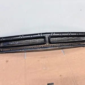 2015 2016 2017 2018 2019 2020 2021 2022 dodge chlallenger front oem grille black